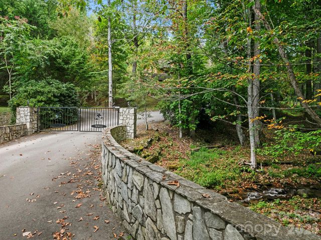 72 Cottontail Trail, Maggie Valley, NC 28751