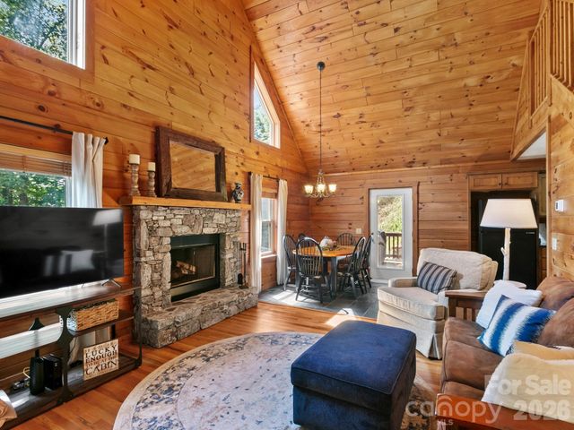 72 Cottontail Trail, Maggie Valley, NC 28751