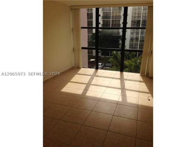 16919 N Bay Rd 420, Sunny Isles Beach, FL 33160
