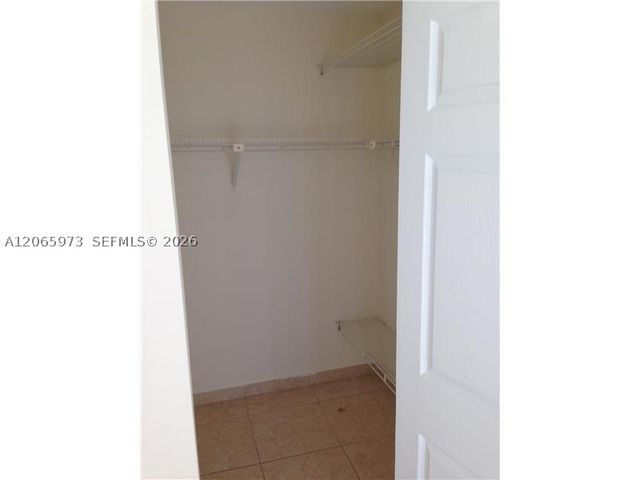 16919 N Bay Rd 420, Sunny Isles Beach, FL 33160