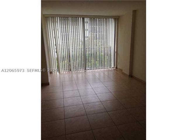 16919 N Bay Rd 420, Sunny Isles Beach, FL 33160