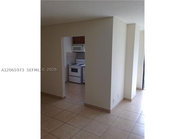 16919 N Bay Rd 420, Sunny Isles Beach, FL 33160
