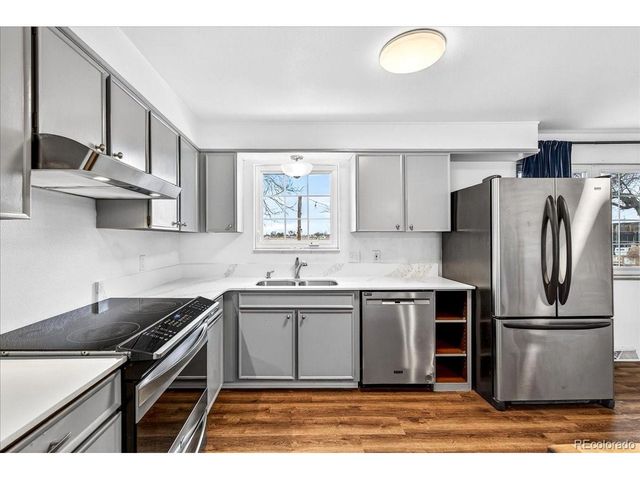 3161 Vantage Dr, Hudson, CO 80642