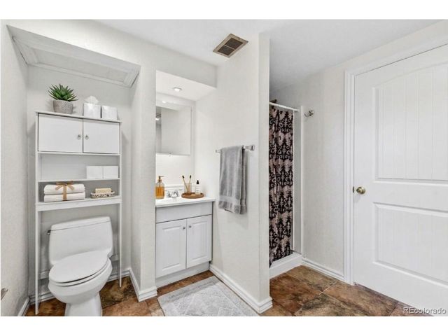3161 Vantage Dr, Hudson, CO 80642
