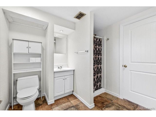 3161 Vantage Dr, Hudson, CO 80642