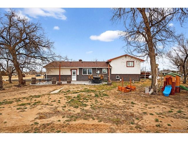 3161 Vantage Dr, Hudson, CO 80642
