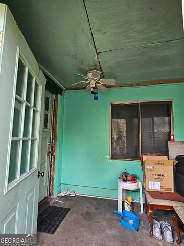 645 E 40th Street, Savannah, GA 31401