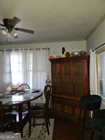 645 E 40th Street, Savannah, GA 31401