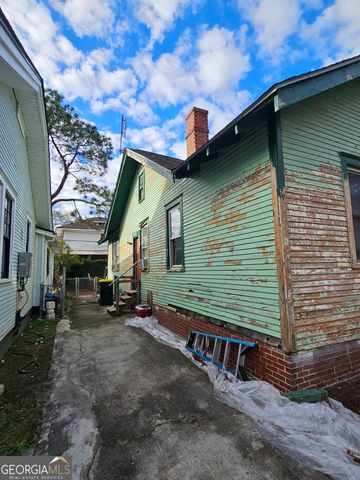 645 E 40th Street, Savannah, GA 31401