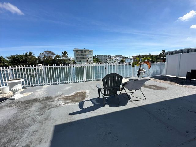 8205 Crespi Blvd 3 3, Miami Beach, FL 33141