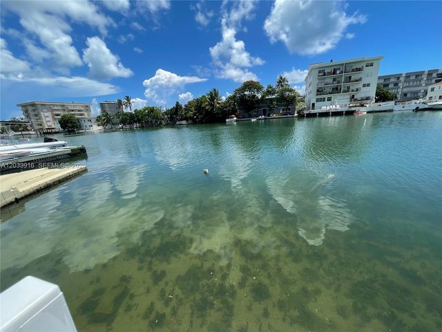 8205 Crespi Blvd 3 3, Miami Beach, FL 33141