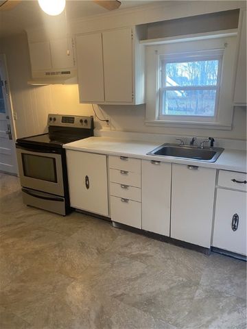 221 River Meadow Drive, Henrietta, NY 14623