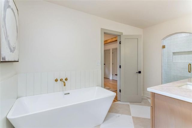 4956 Mountclaire Road, Stone Mountain, GA 30087