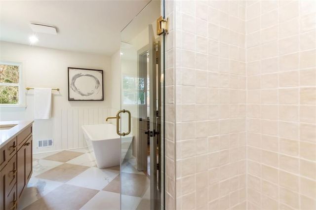 4956 Mountclaire Road, Stone Mountain, GA 30087