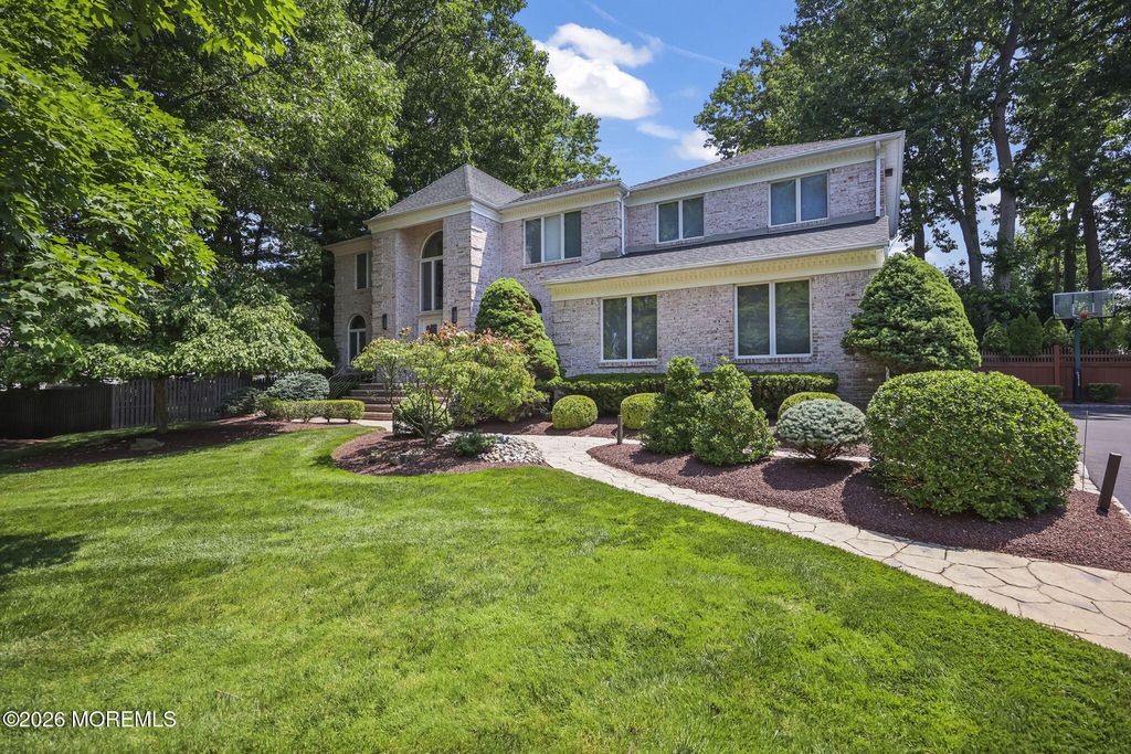 4 Miro Circle, Marlboro, NJ 07746