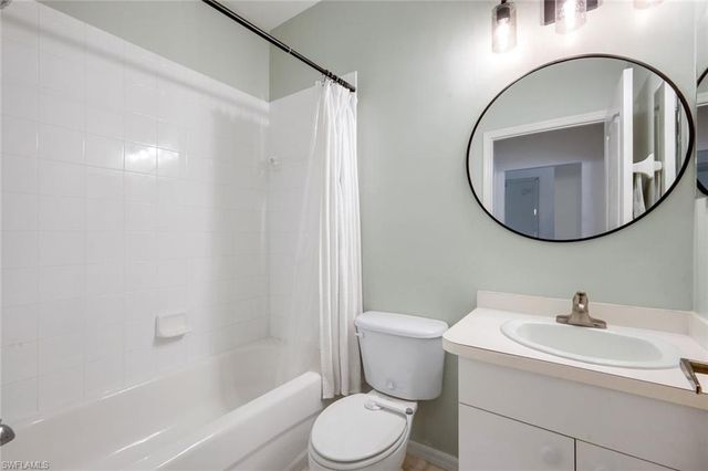 21301 Lancaster RUN 825, Estero, FL 33928