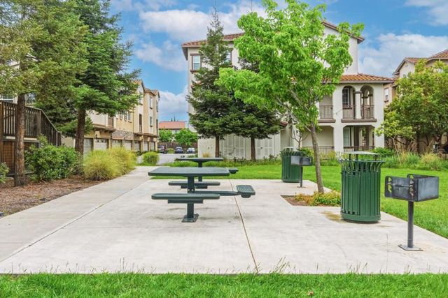 1088 Yarrow Terrace, San Jose, CA 95133