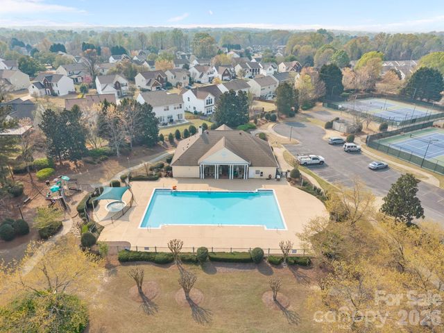 3228 Mannington Drive, Charlotte, NC 28270