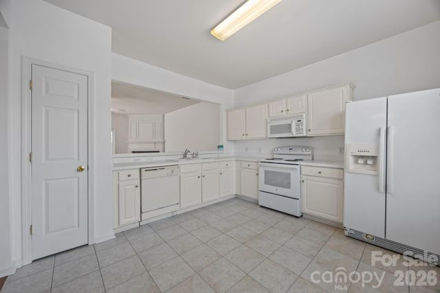 3228 Mannington Drive, Charlotte, NC 28270