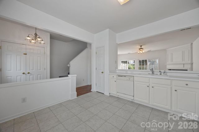 3228 Mannington Drive, Charlotte, NC 28270