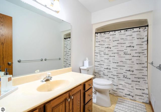 296 Coachman Drive, Mt Pleasant, MI 48858