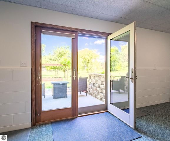 296 Coachman Drive, Mt Pleasant, MI 48858
