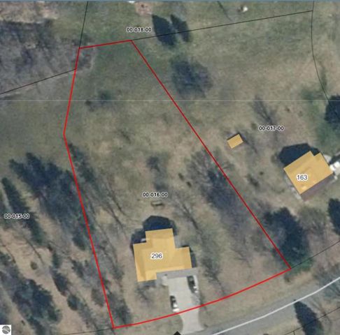 296 Coachman Drive, Mt Pleasant, MI 48858
