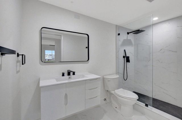 2053 Wolverton C, Boca Raton, FL 33434
