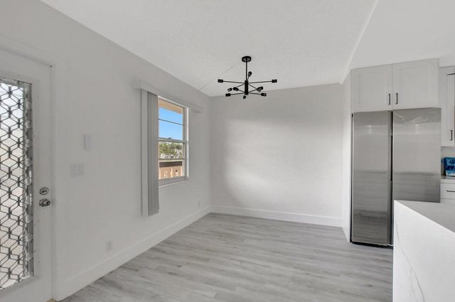 2053 Wolverton C, Boca Raton, FL 33434