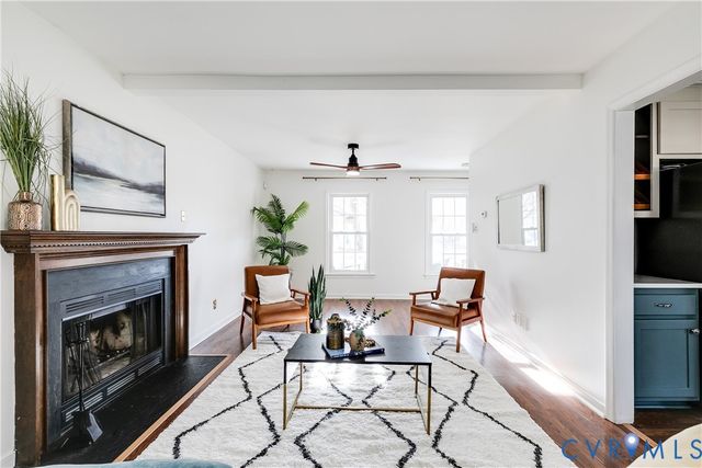 11718 Bailey Woods Dr, Midlothian, VA 23112