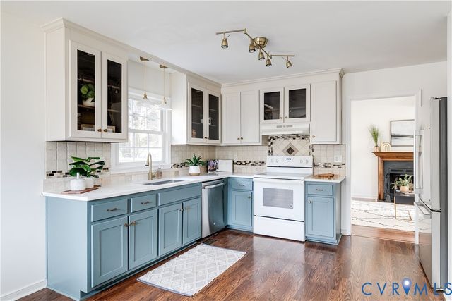 11718 Bailey Woods Dr, Midlothian, VA 23112