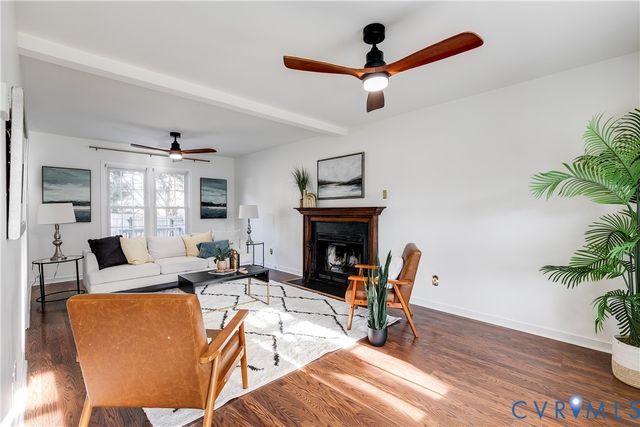 11718 Bailey Woods Dr, Midlothian, VA 23112