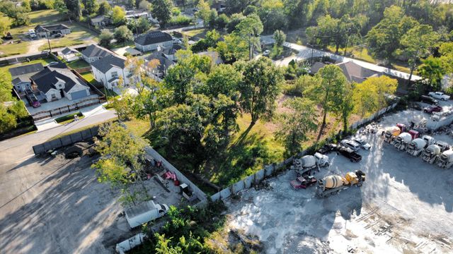 5209 Mayle Street, Houston, TX 77016