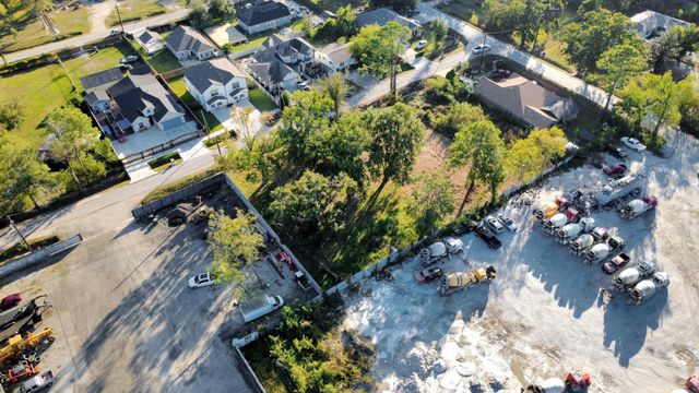 5209 Mayle Street, Houston, TX 77016