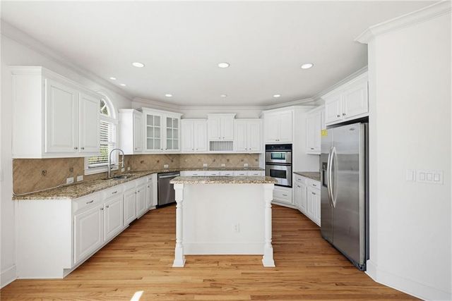 1236 Grand View Drive SE, Smyrna, GA 30126