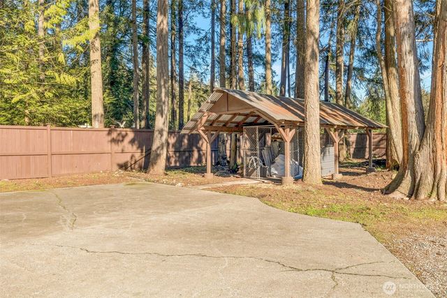 37905 250th Avenue SE, Enumclaw, WA 98022