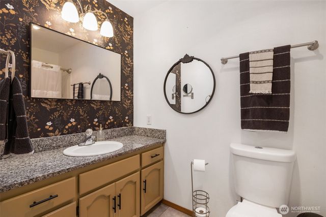 37905 250th Avenue SE, Enumclaw, WA 98022