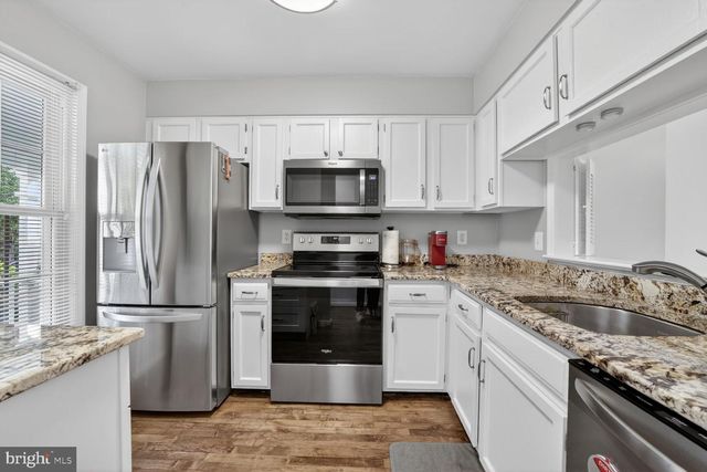 6309 CHIMNEY WOOD CT, Alexandria, VA 22306