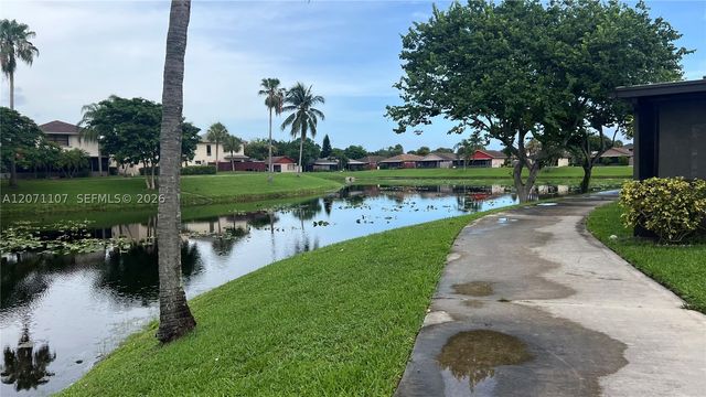 5437 Mendoza St, West Palm Beach, FL 33415