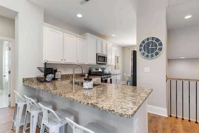 517 9th Ave. S, North Myrtle Beach, SC 29582