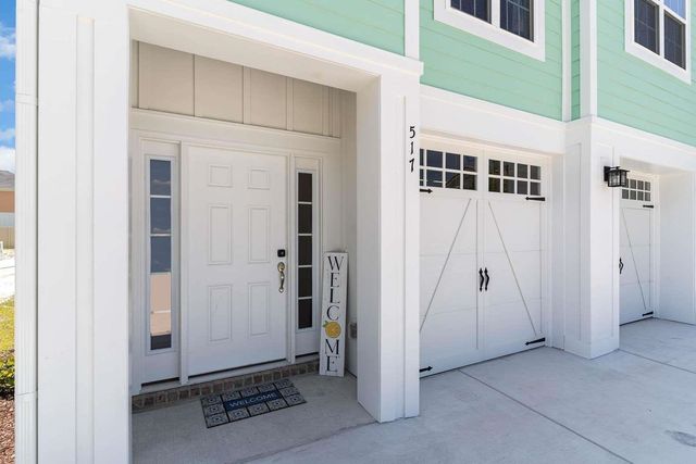 517 9th Ave. S, North Myrtle Beach, SC 29582