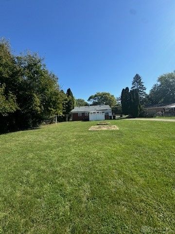 255 W Routzong Drive, Fairborn, OH 45324