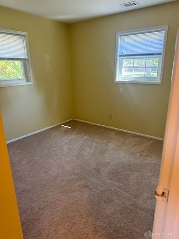 255 W Routzong Drive, Fairborn, OH 45324