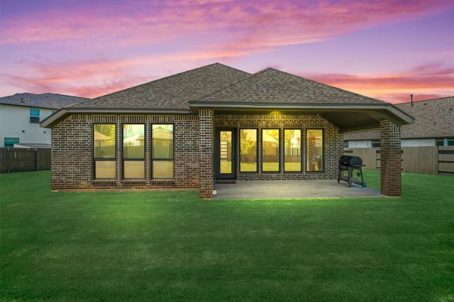 13147 Soaring Forest Drive, Conroe, TX 77302
