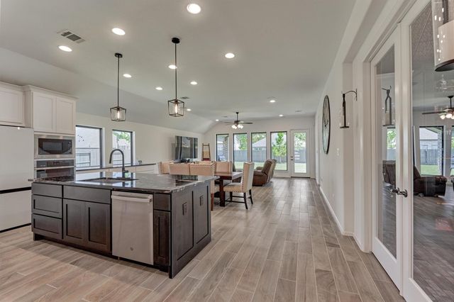 13147 Soaring Forest Drive, Conroe, TX 77302