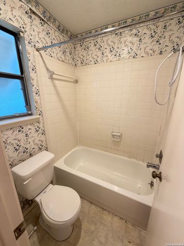 4810 Bohill, San Antonio, TX 78217