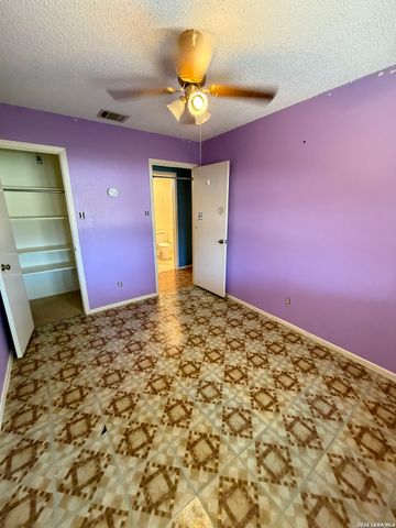 4810 Bohill, San Antonio, TX 78217