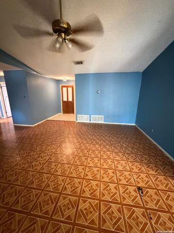 4810 Bohill, San Antonio, TX 78217