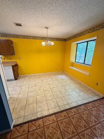 4810 Bohill, San Antonio, TX 78217