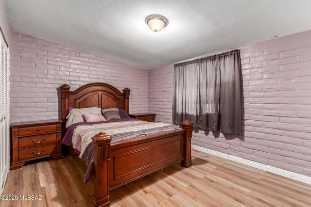 5450 W Nebraska Street, Tucson, AZ 85757